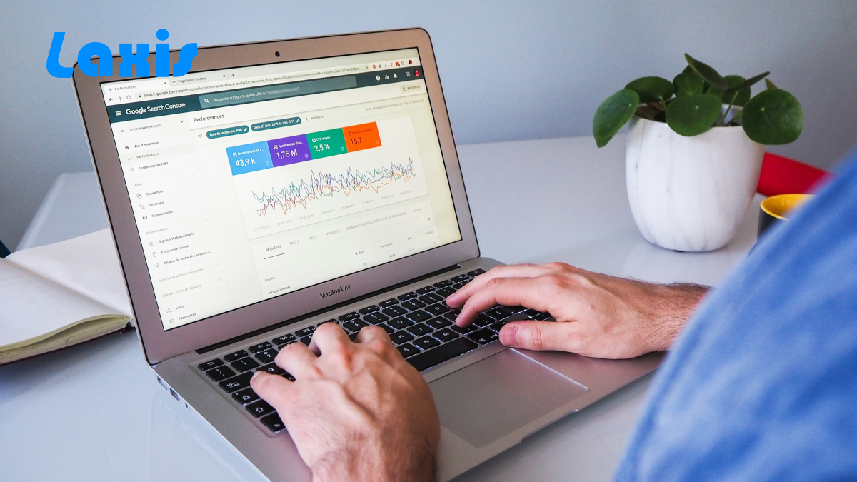 Laxis AI: de CRM funcionales a excepcionales